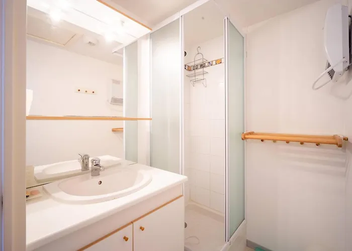 8 Personnes A - Wifi, Pres Du - Fr-1-695-22